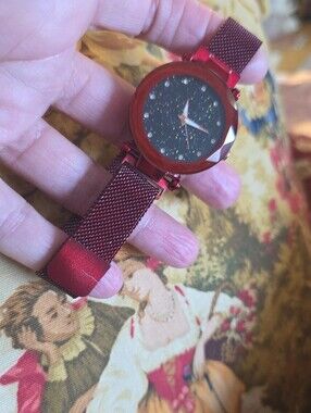 FREE 90s Crystal Sparkle Markers Watch One Size Fits All Magnetic Needs Battery